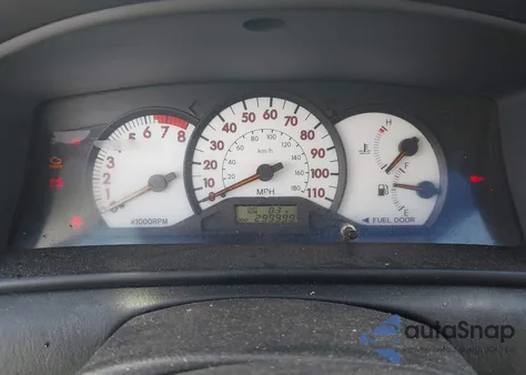 2003 Toyota Corolla S z USA, uszkodzony, nr VIN 2T1BR32E53C146574